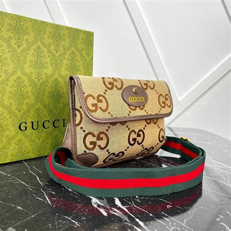 vestiti imitazione gucci